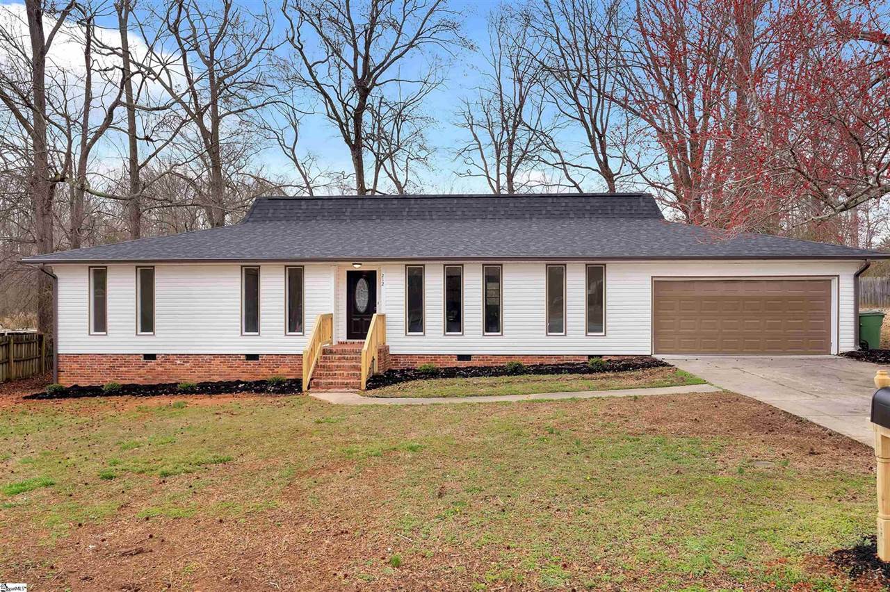 212 Barrett, Mauldin, SC 29662