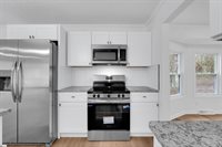 212 Barrett, Mauldin, SC 29662