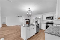 212 Barrett, Mauldin, SC 29662