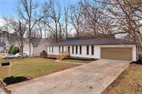 212 Barrett, Mauldin, SC 29662