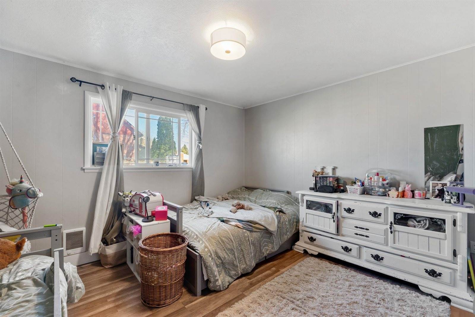 203 Tyler Street, American Falls, ID 83211