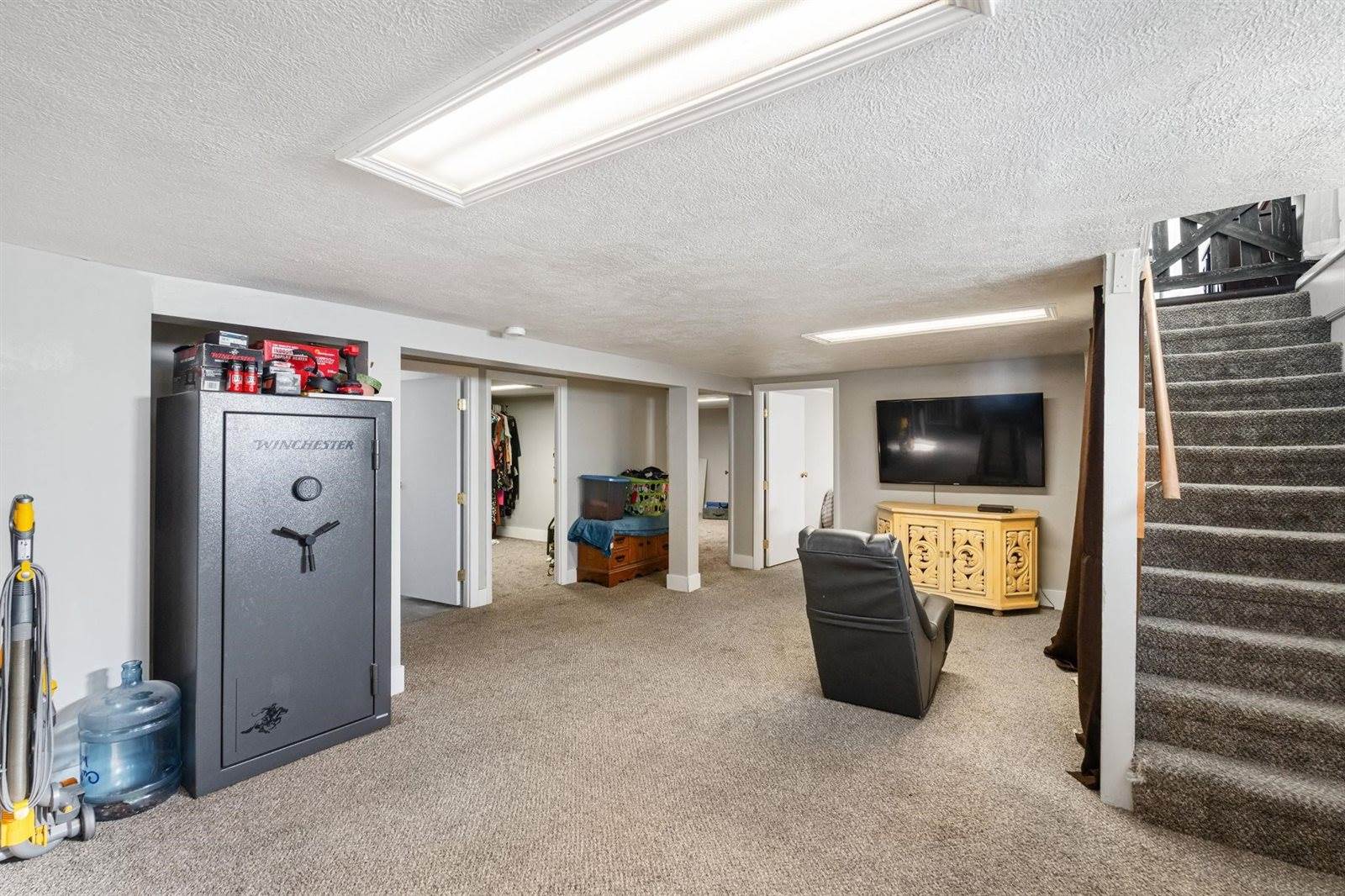 203 Tyler Street, American Falls, ID 83211