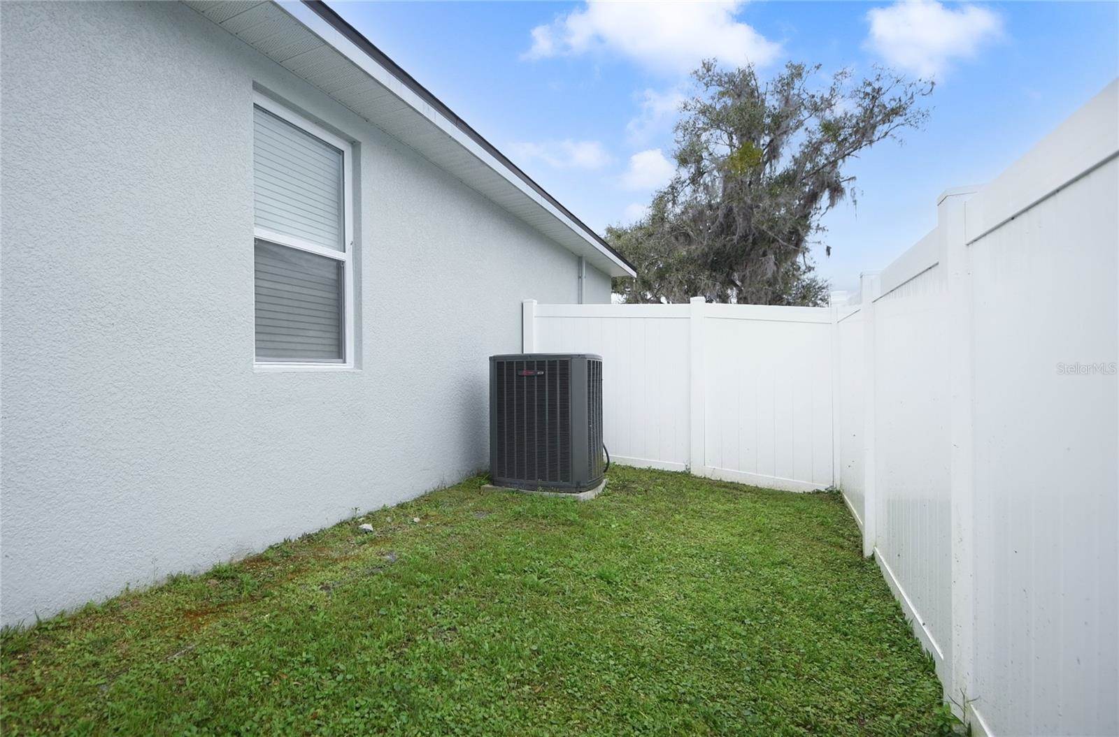 113 Plumosus Park Dr, Deland, FL 32724