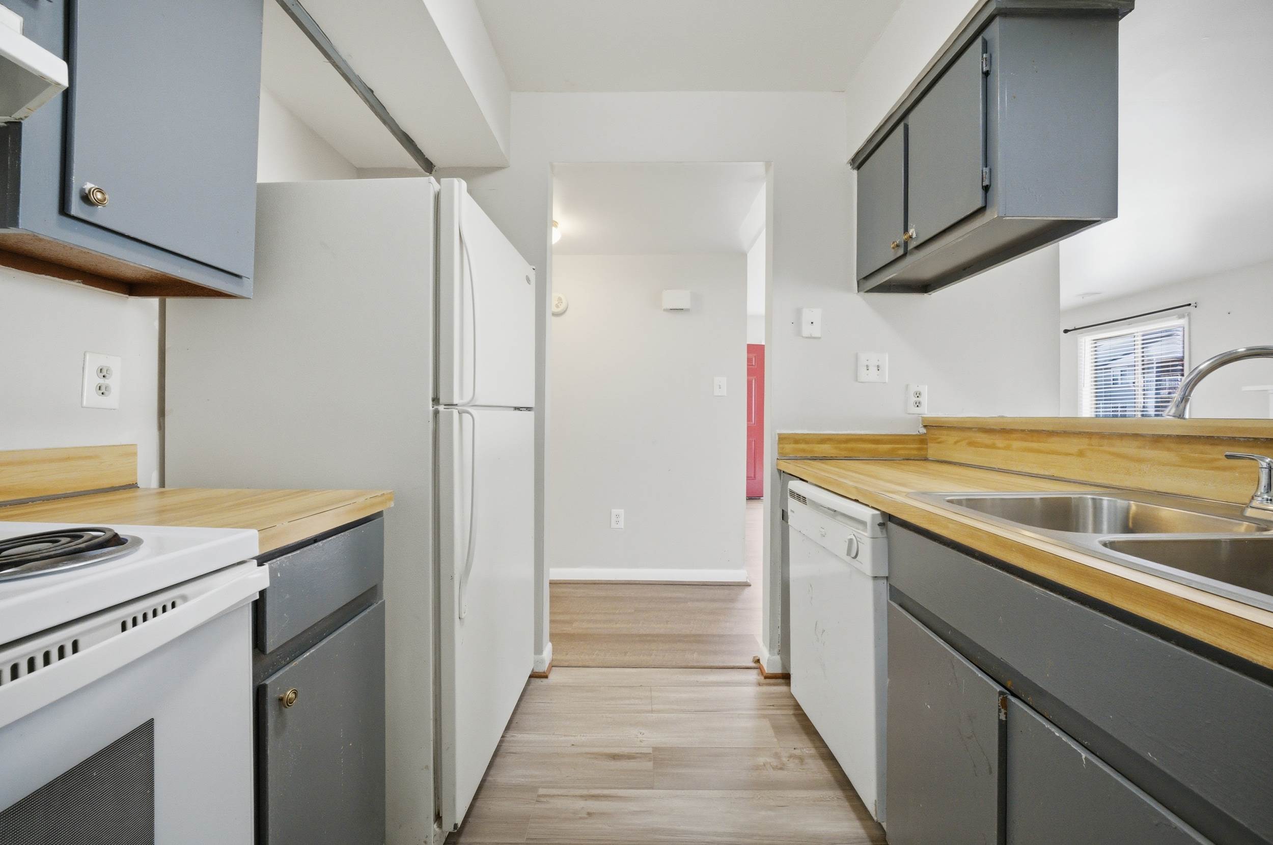 111 Roane Drive, Hampton, VA 23669