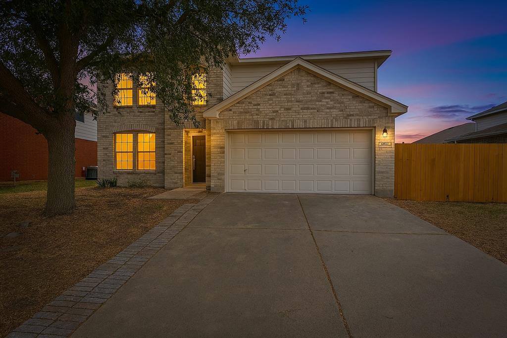 137 Heritage Drive, Crowley, TX 76036