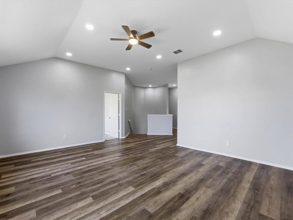 137 Heritage Drive, Crowley, TX 76036