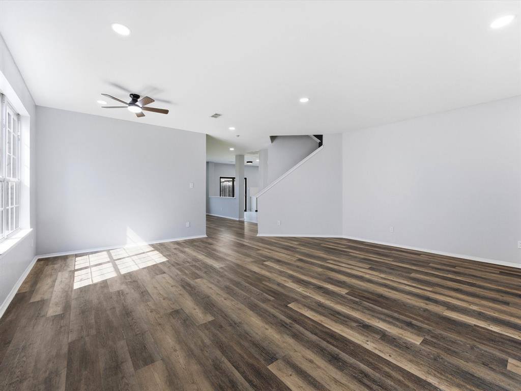 137 Heritage Drive, Crowley, TX 76036