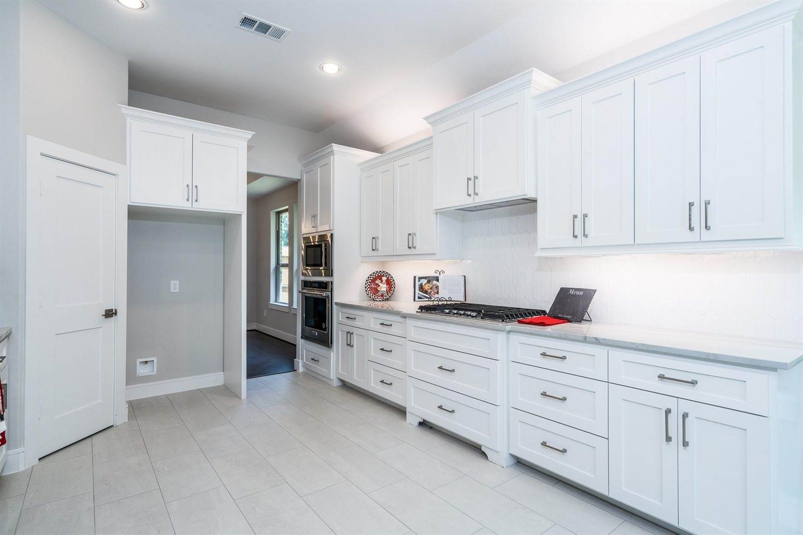 4601 Hummingbird Street, Houston, TX 77035