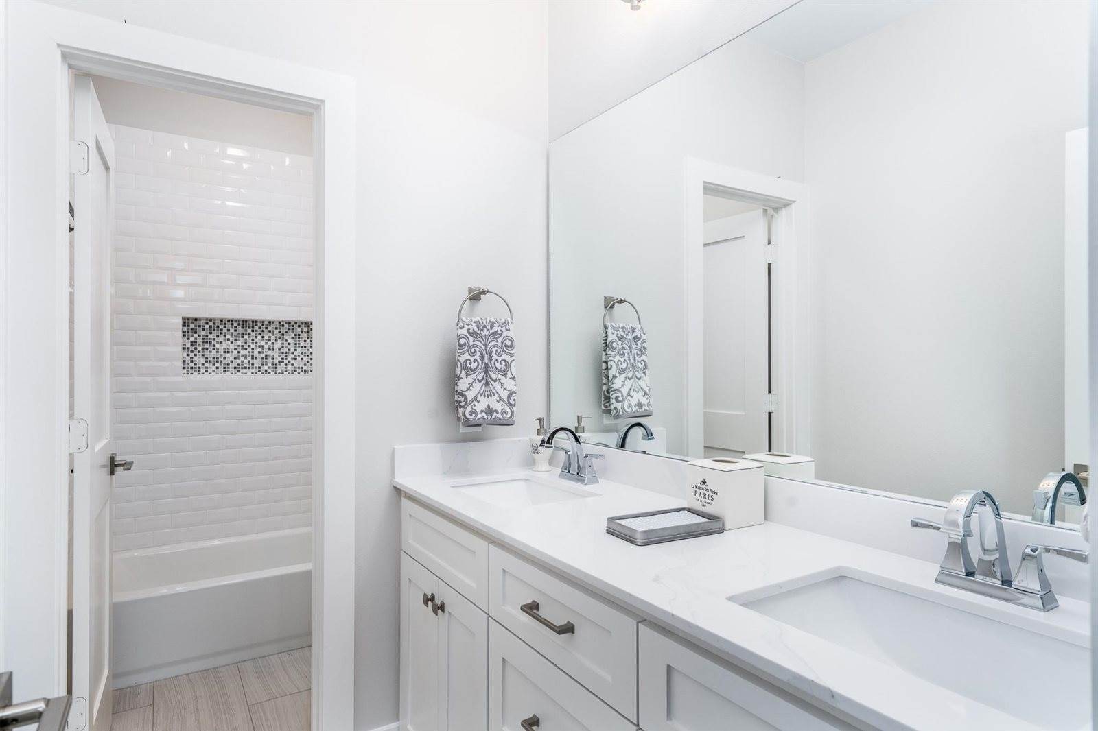 4601 Hummingbird Street, Houston, TX 77035