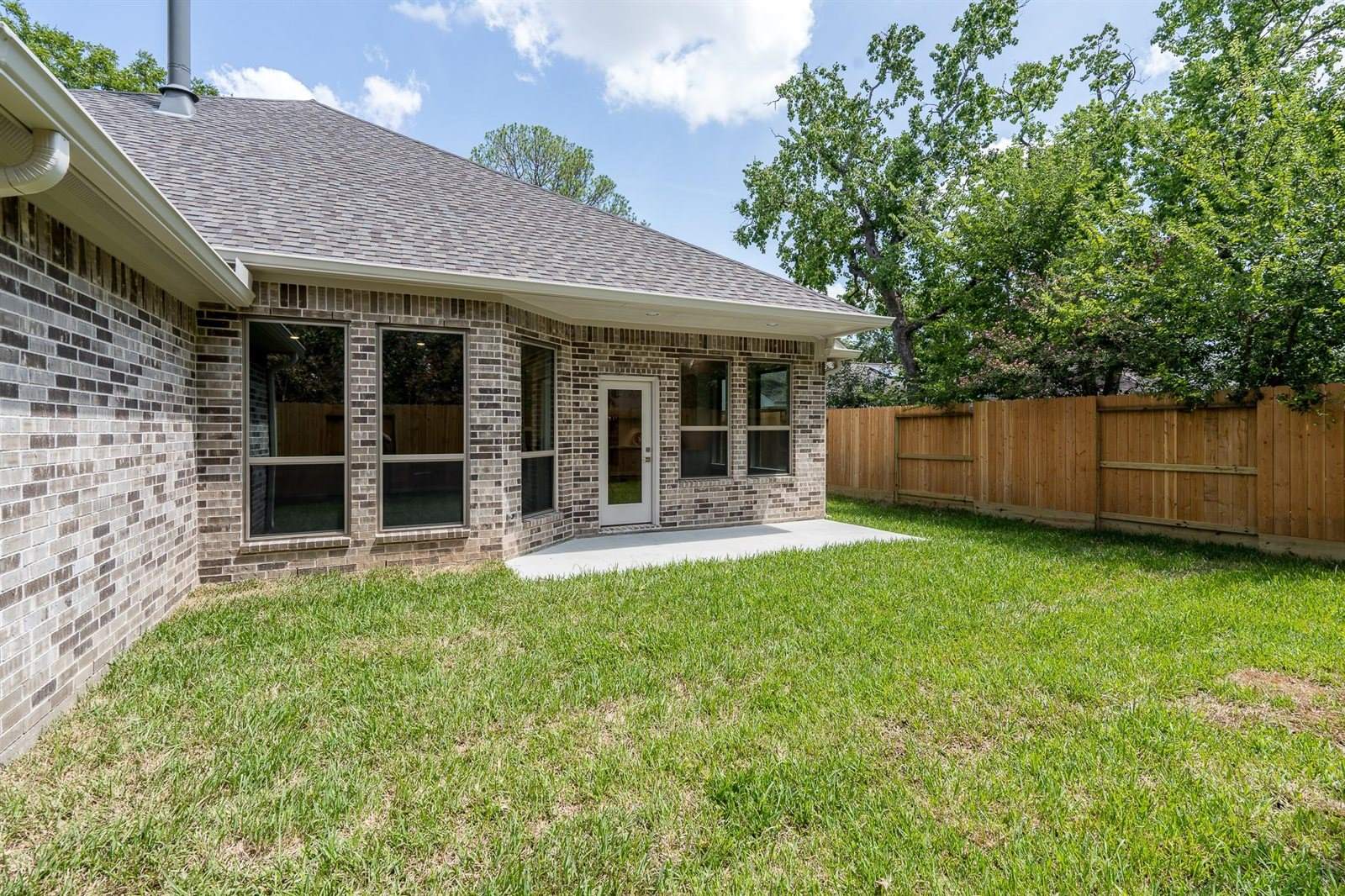 4601 Hummingbird Street, Houston, TX 77035