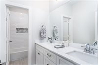 4601 Hummingbird Street, Houston, TX 77035