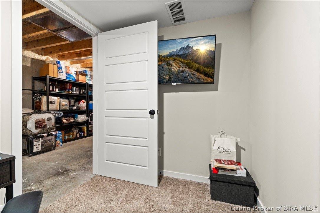 6010 Heaven Hill Drive, Charlestown, IN 47111