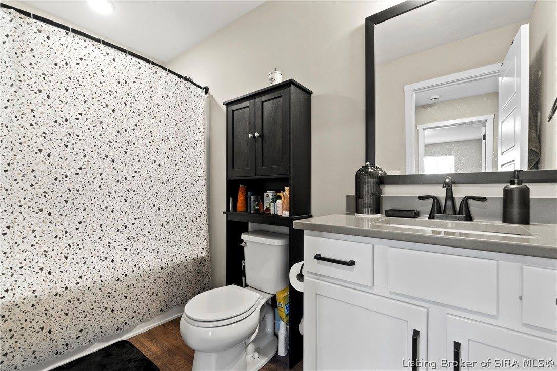 6010 Heaven Hill Drive, Charlestown, IN 47111