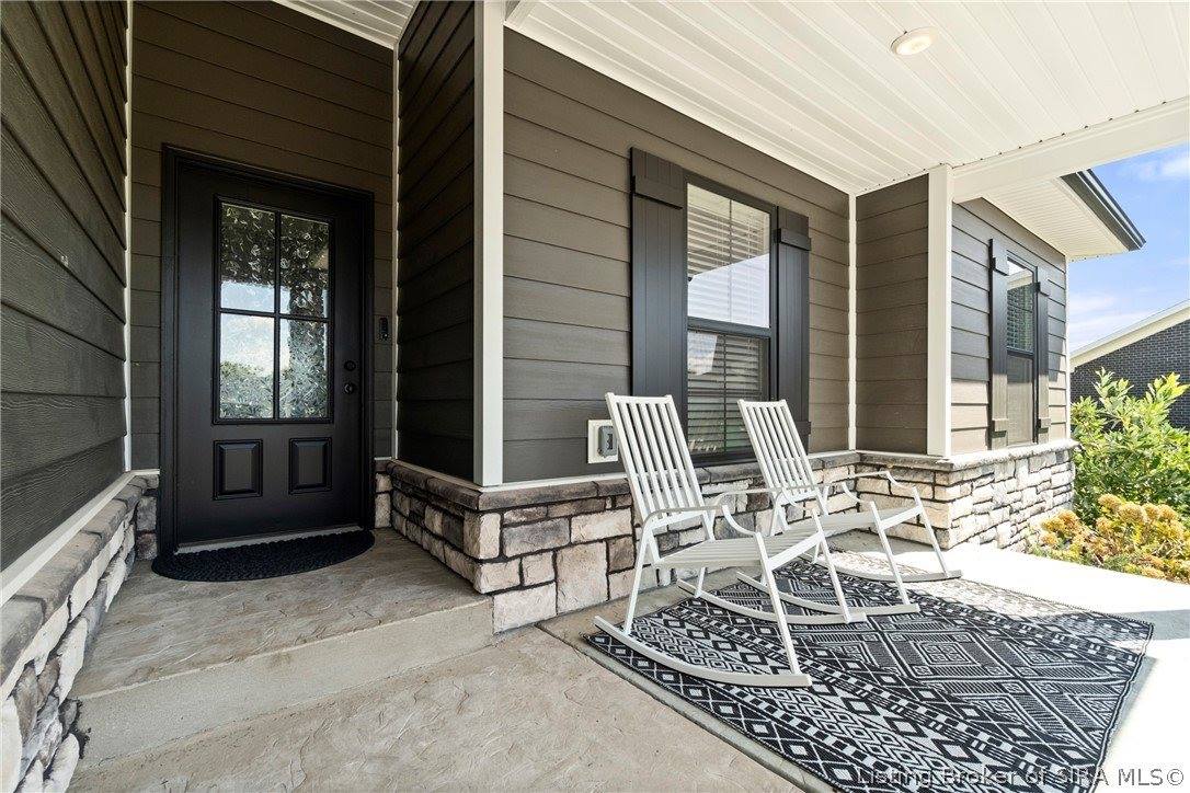 6010 Heaven Hill Drive, Charlestown, IN 47111