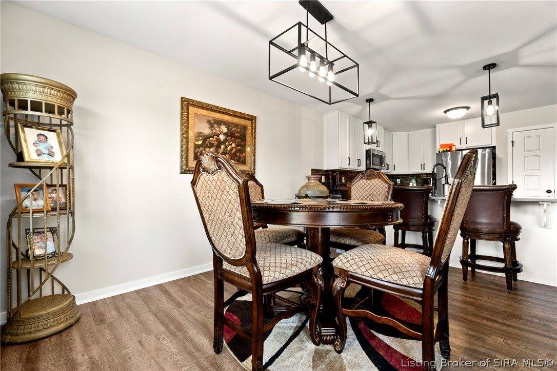 6010 Heaven Hill Drive, Charlestown, IN 47111