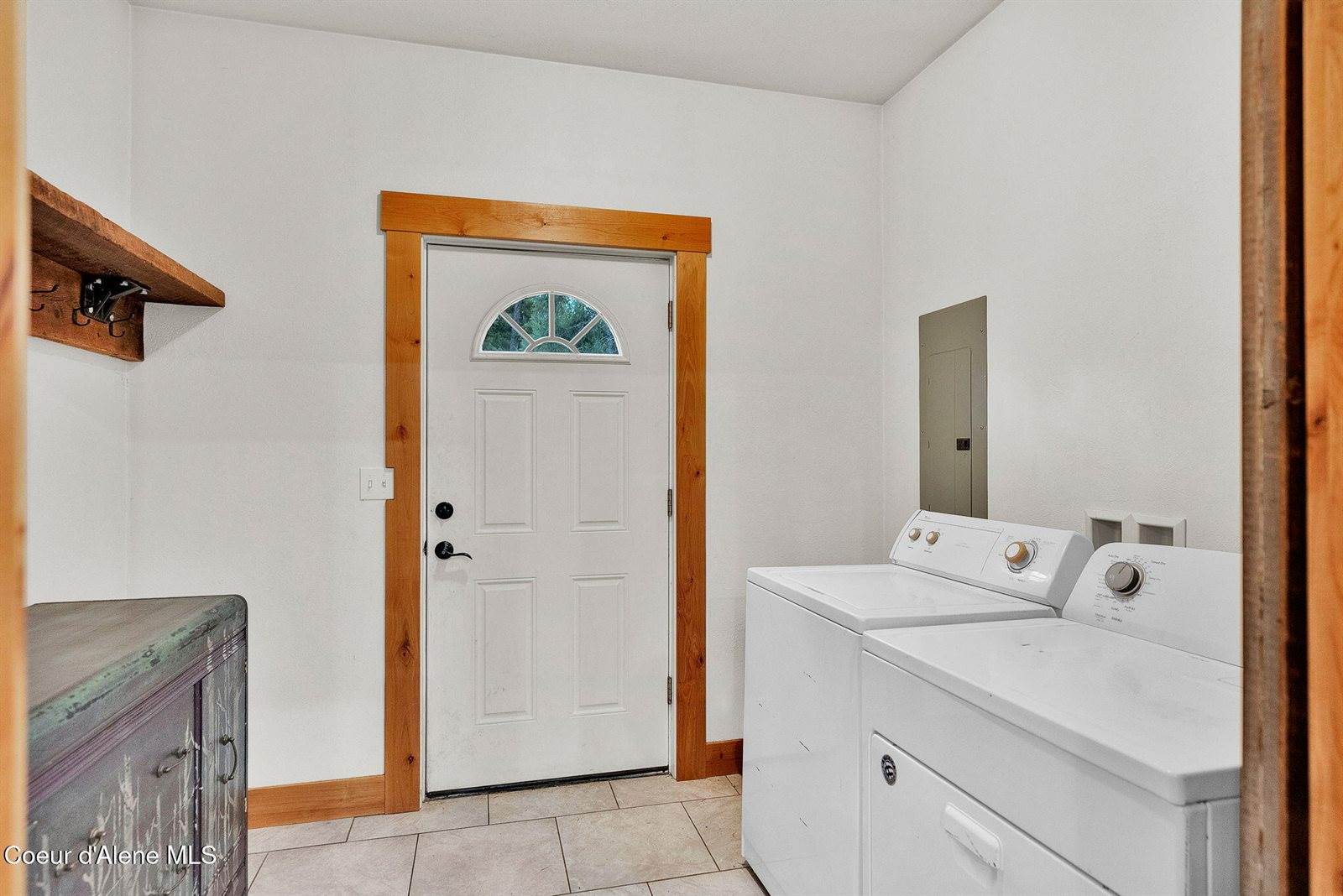 54 Star Rd, Bonners Ferry, ID 83805