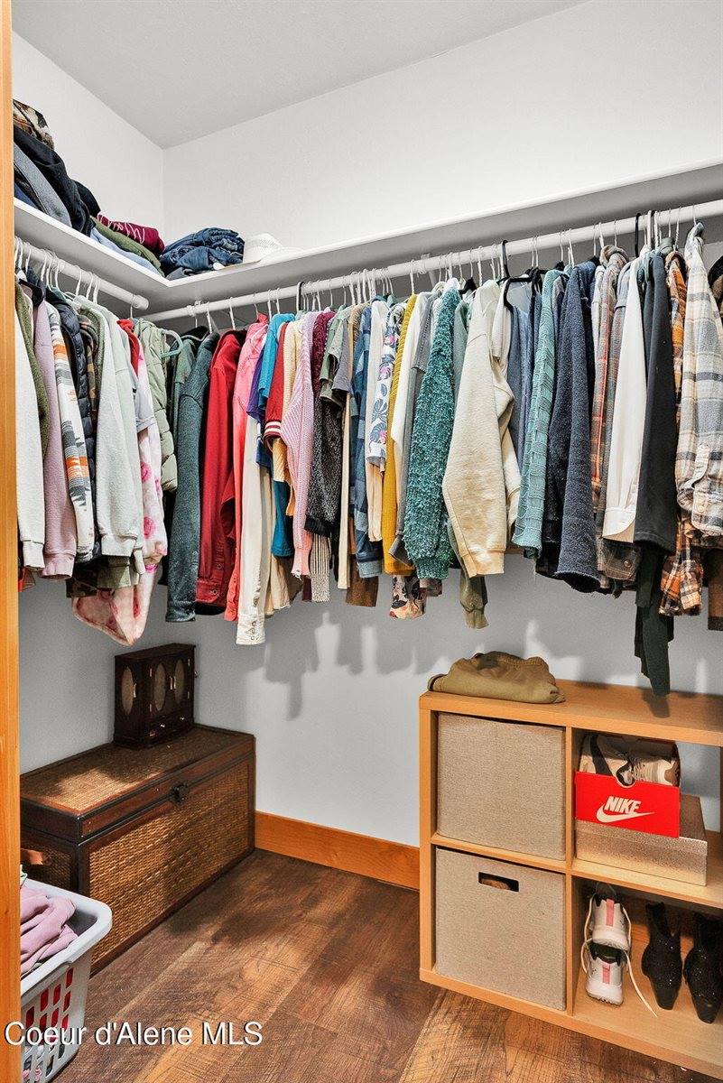 54 Star Rd, Bonners Ferry, ID 83805