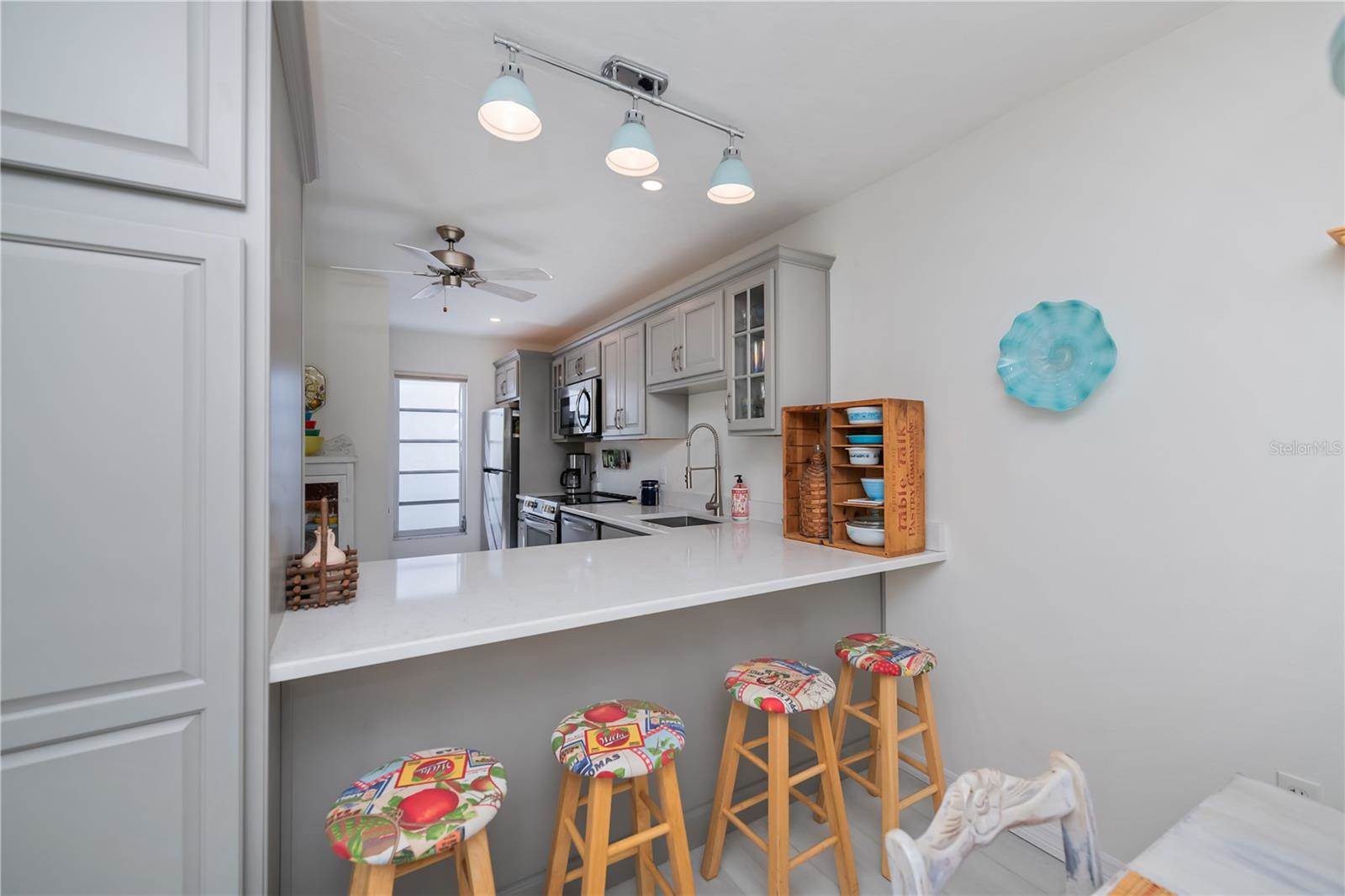 1041 Capri Isles Boulevard, Venice, FL 34292