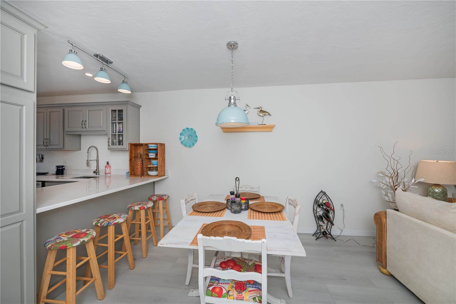 1041 Capri Isles Boulevard, Venice, FL 34292