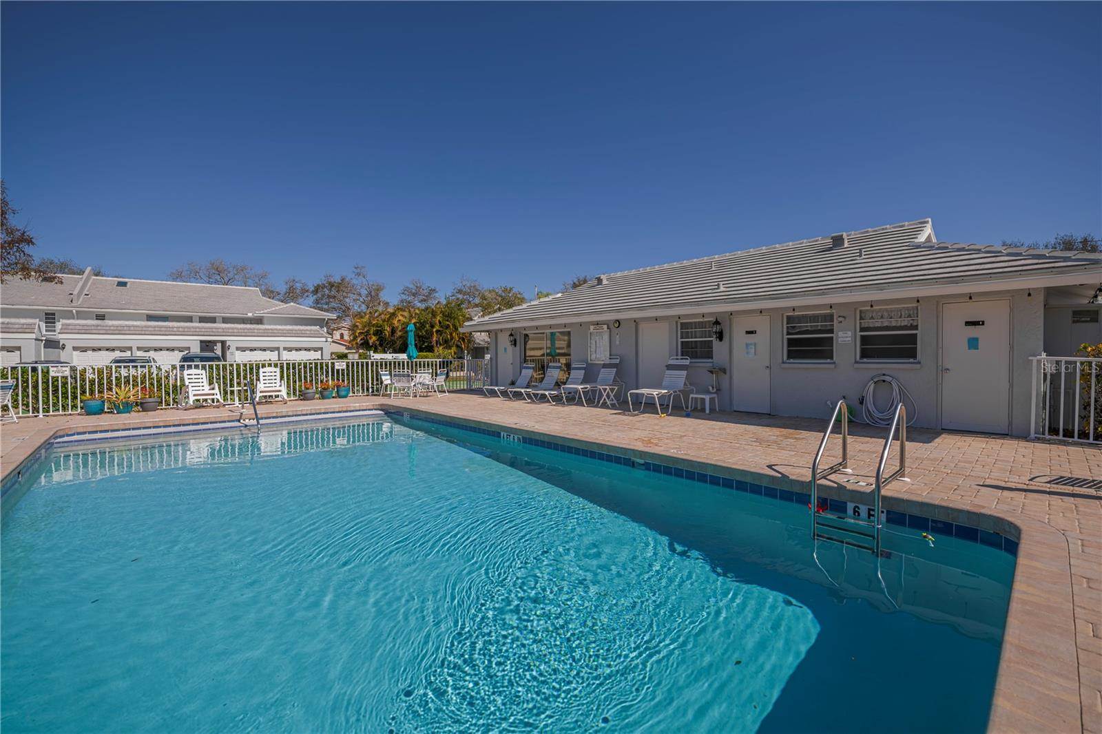 1041 Capri Isles Boulevard, Venice, FL 34292