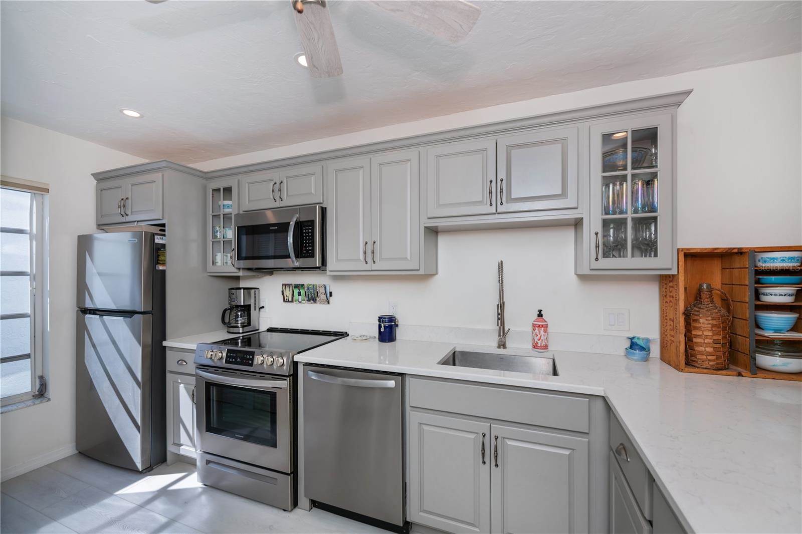 1041 Capri Isles Boulevard, Venice, FL 34292