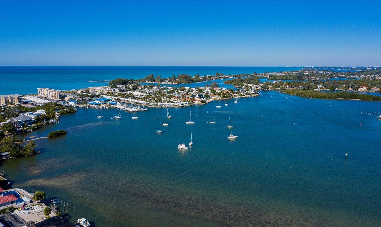 1041 Capri Isles Boulevard, Venice, FL 34292