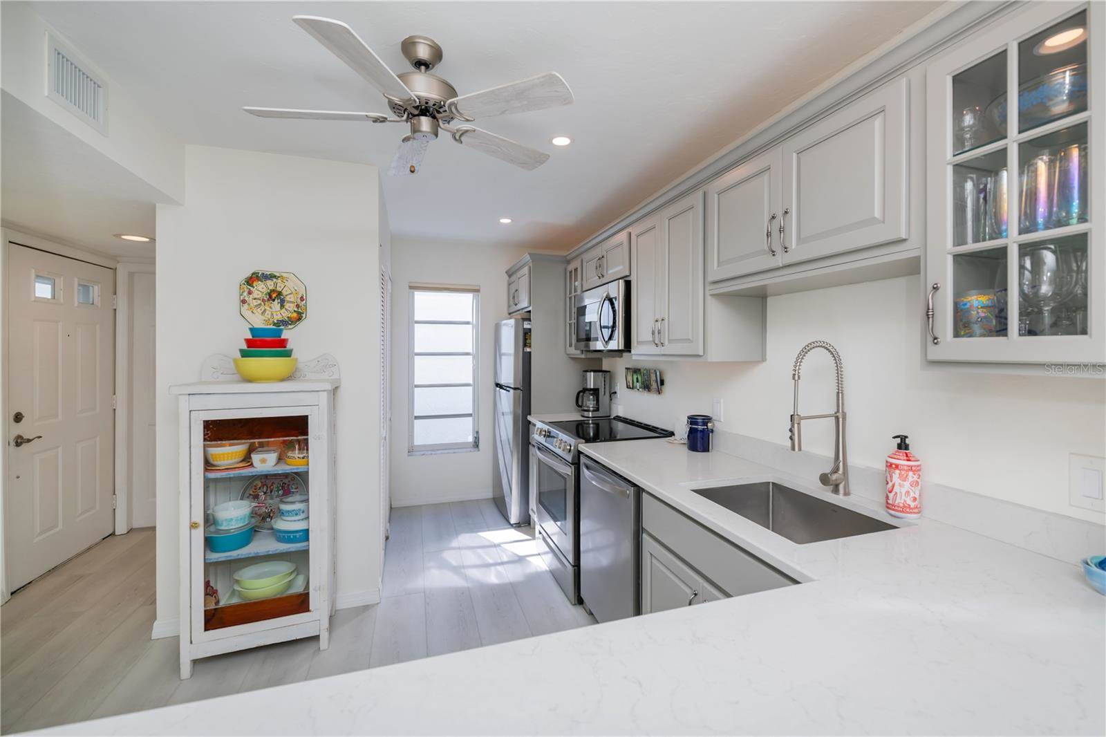 1041 Capri Isles Boulevard, Venice, FL 34292