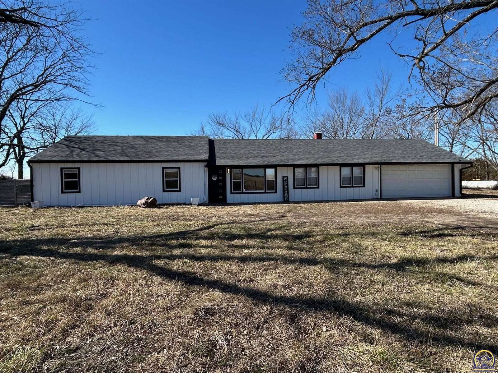 8039 SE Berryton RD, Berryton, KS 66409