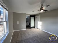 8039 SE Berryton RD, Berryton, KS 66409