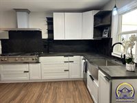 8039 SE Berryton RD, Berryton, KS 66409