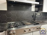 8039 SE Berryton RD, Berryton, KS 66409