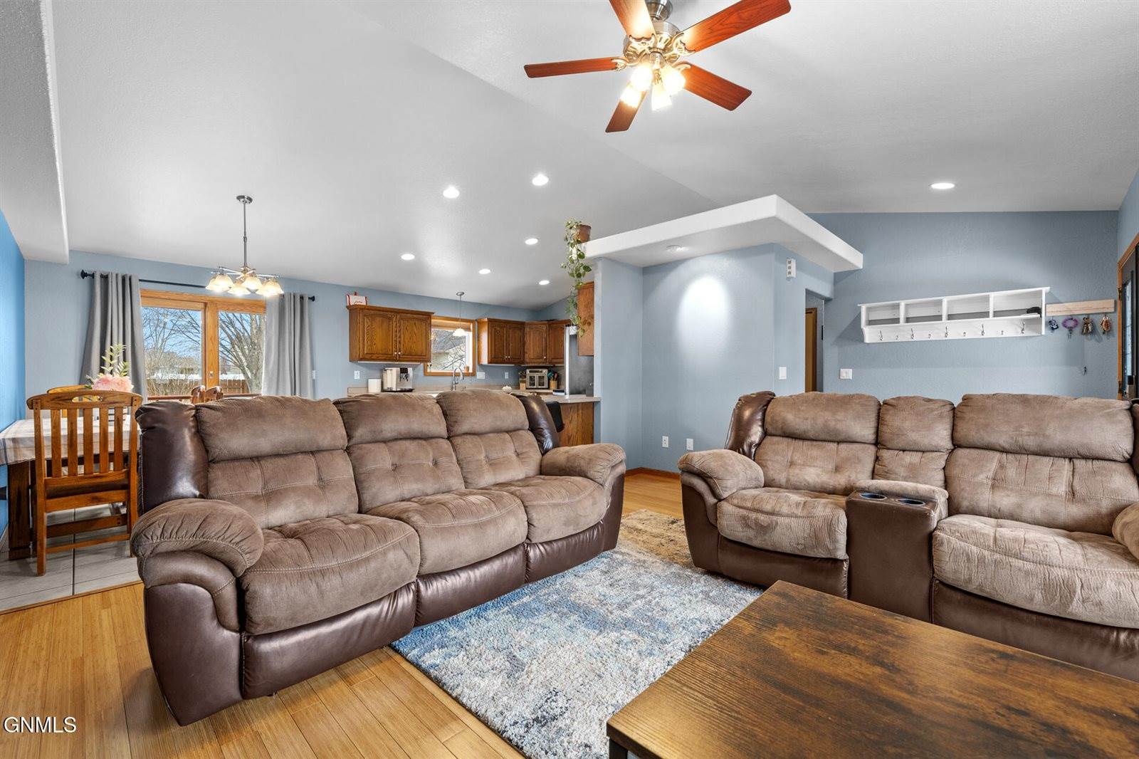 1821 16th Court West, Williston, ND 58801