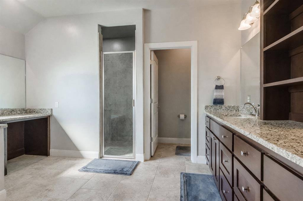 4210 Paradise Drive, Blanchard, OK 73010