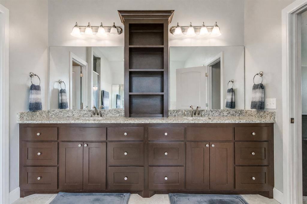 4210 Paradise Drive, Blanchard, OK 73010