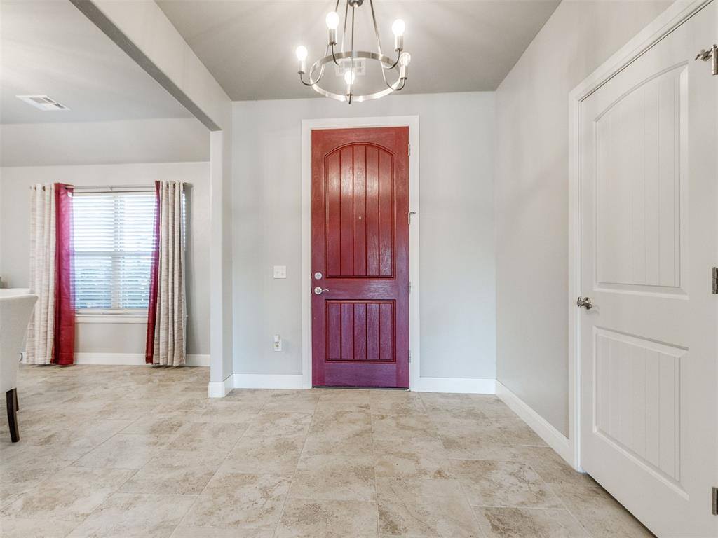 4210 Paradise Drive, Blanchard, OK 73010