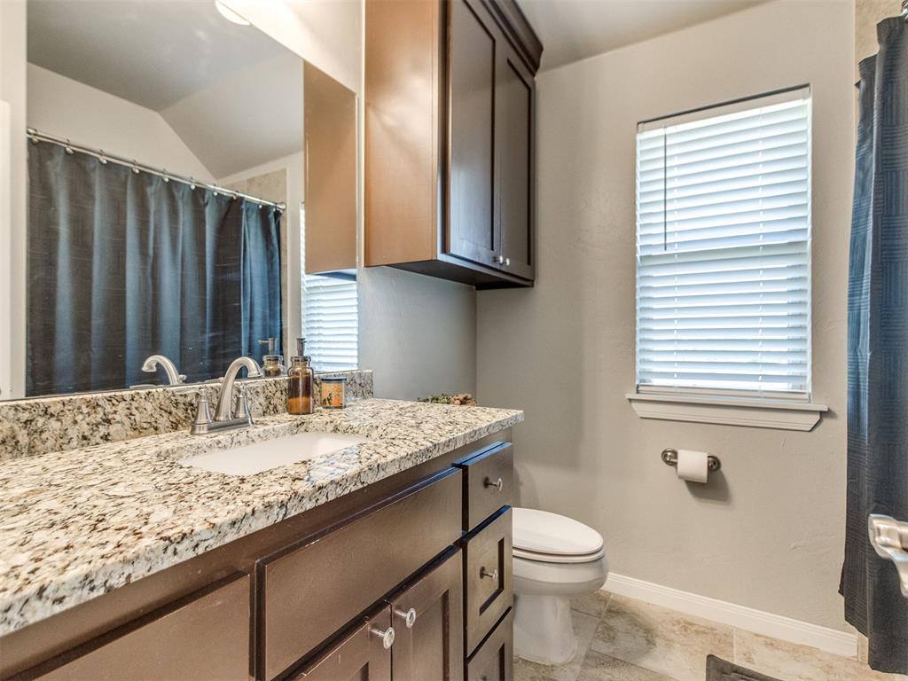 4210 Paradise Drive, Blanchard, OK 73010