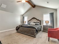 4210 Paradise Drive, Blanchard, OK 73010