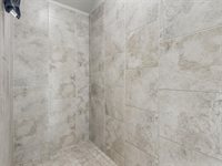 4210 Paradise Drive, Blanchard, OK 73010