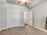 4210 Paradise Drive, Blanchard, OK 73010