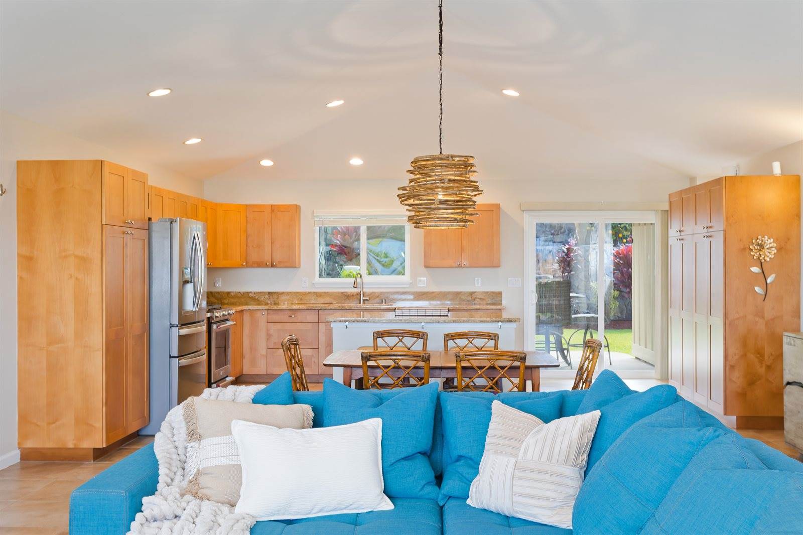 73-4367 Lipo Hoku Pl, Kailua-Kona, HI 96740