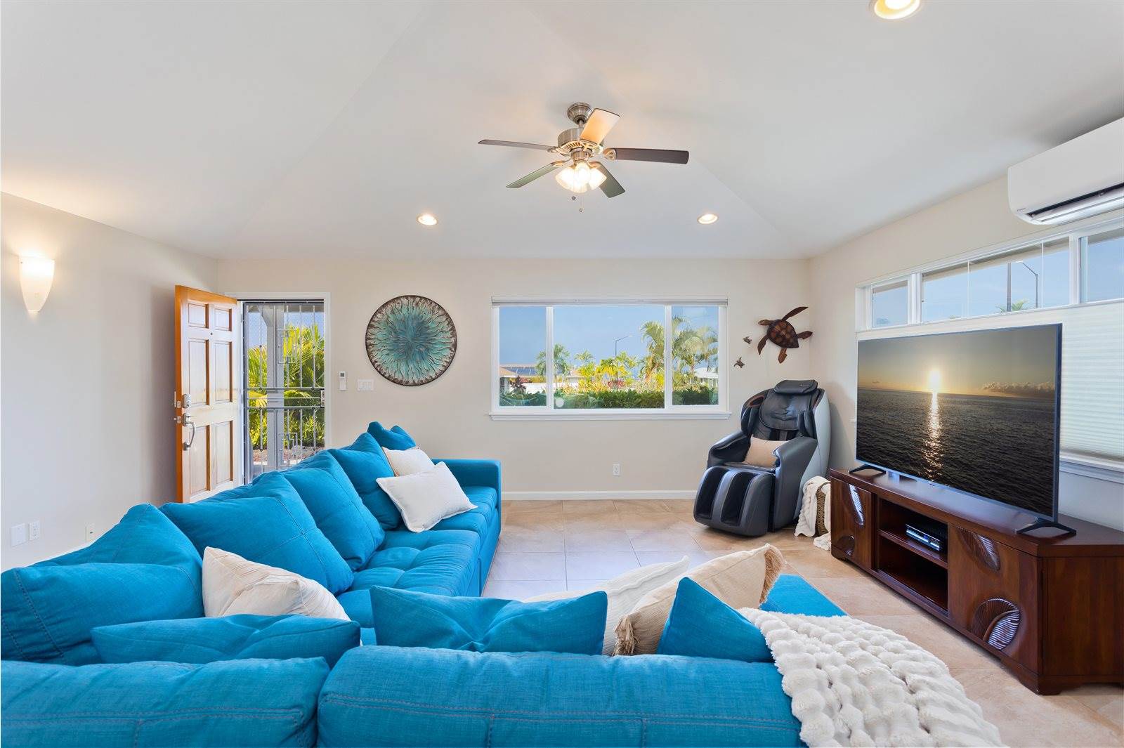 73-4367 Lipo Hoku Pl, Kailua-Kona, HI 96740