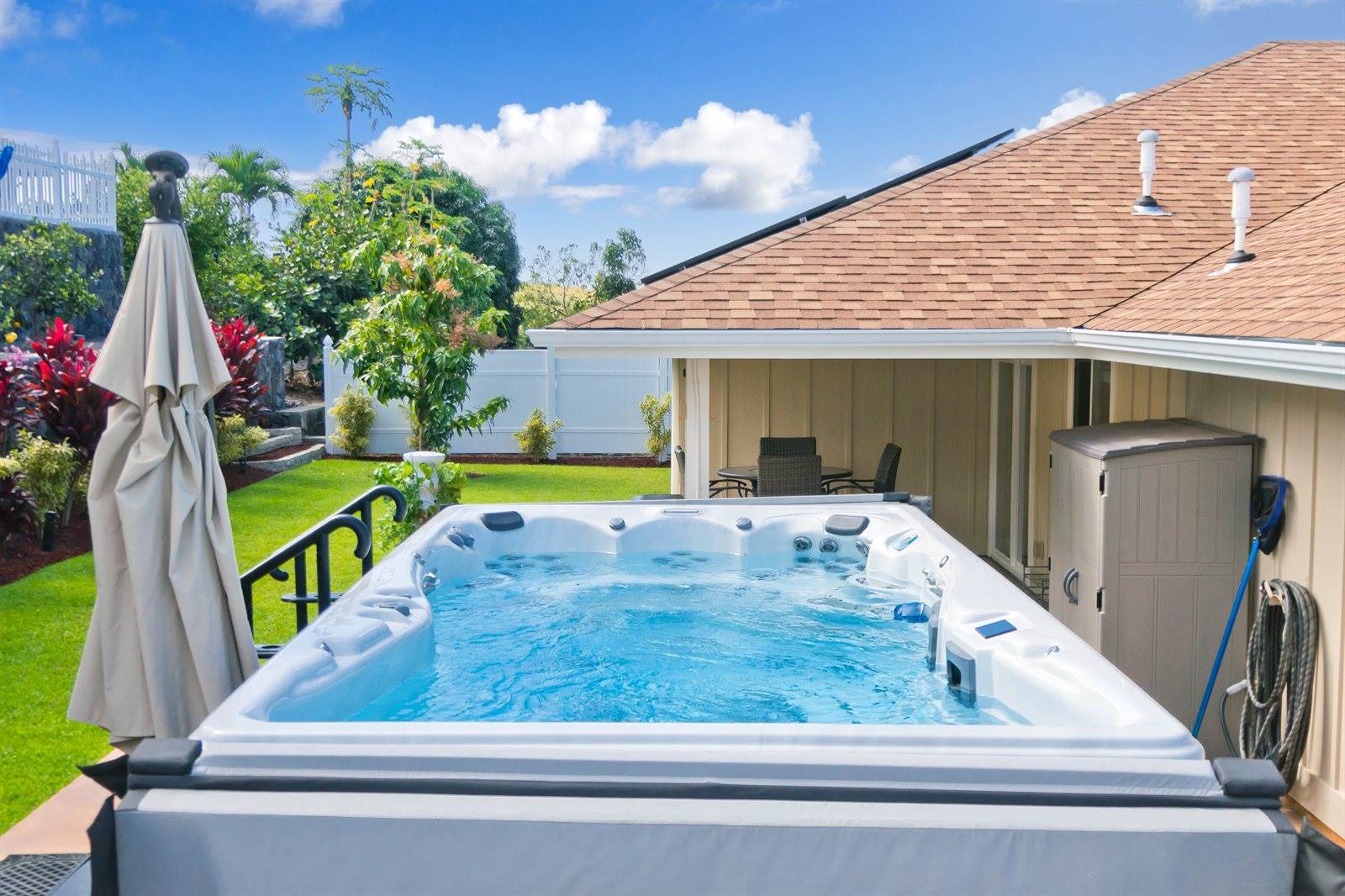 73-4367 Lipo Hoku Pl, Kailua-Kona, HI 96740