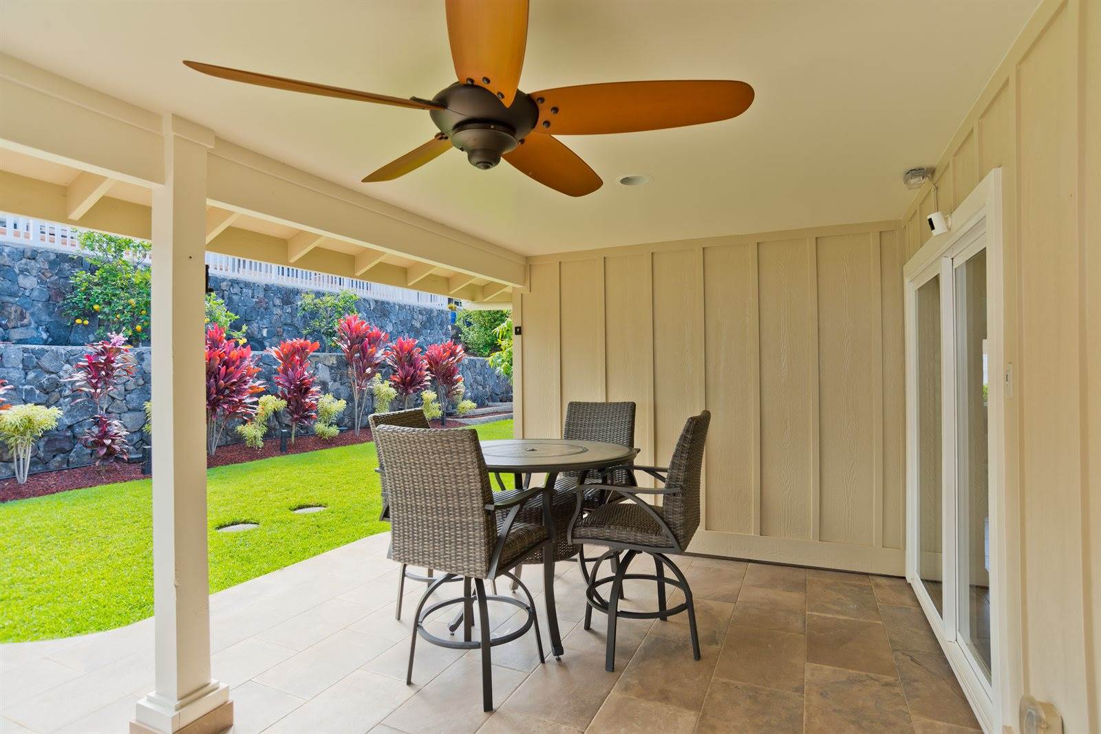 73-4367 Lipo Hoku Pl, Kailua-Kona, HI 96740