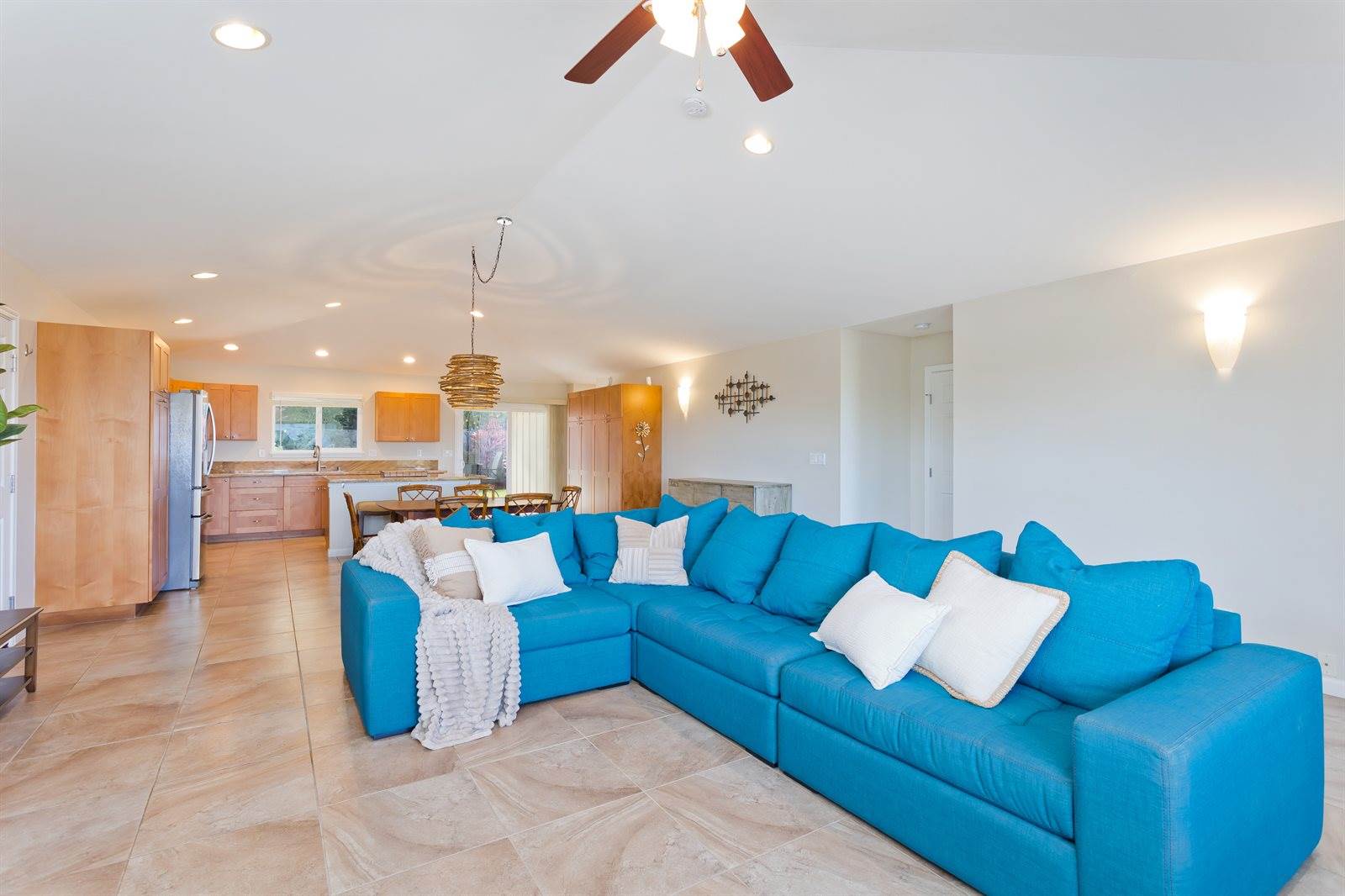 73-4367 Lipo Hoku Pl, Kailua-Kona, HI 96740