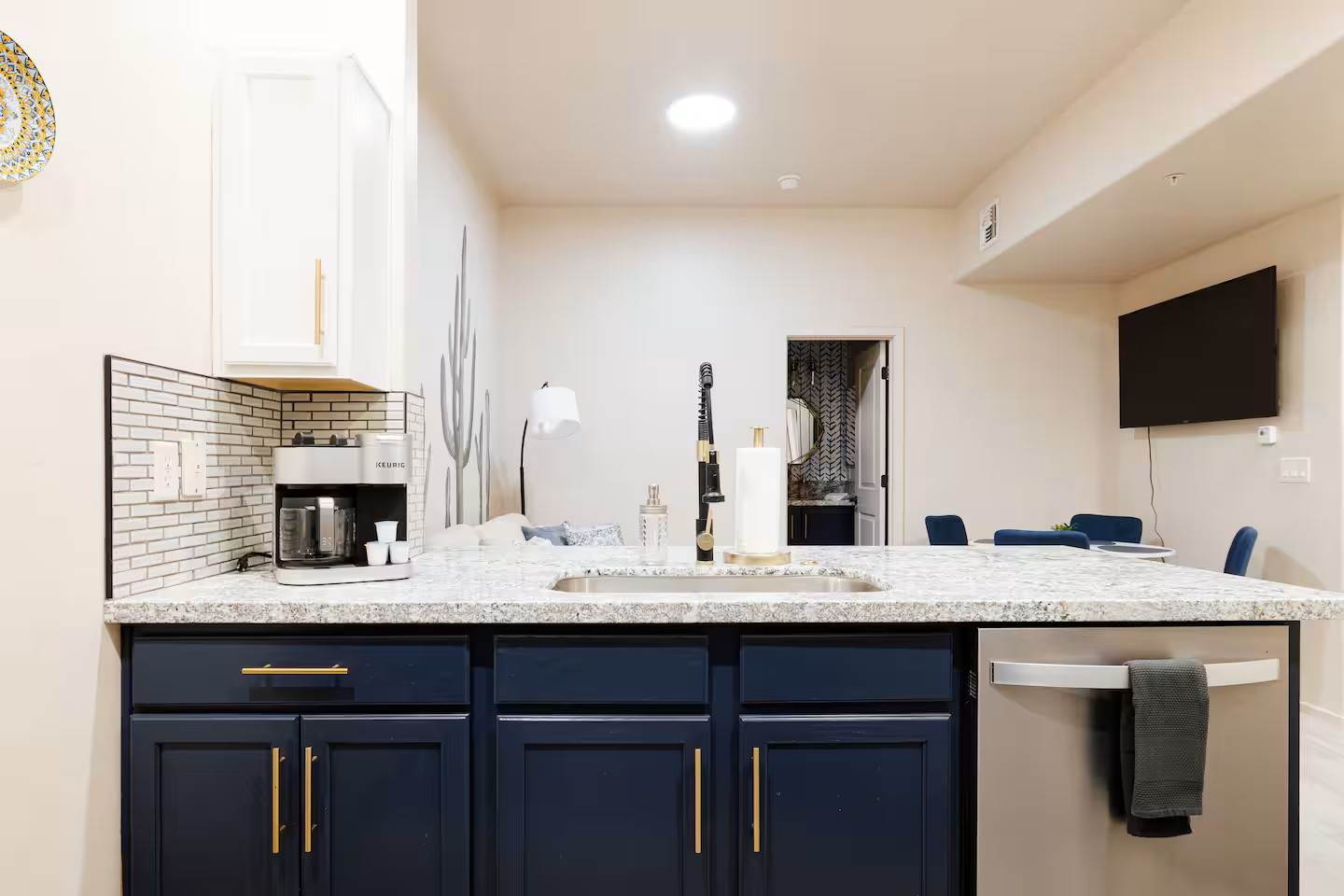 2026 E River Road 101, Tucson, AZ 85718