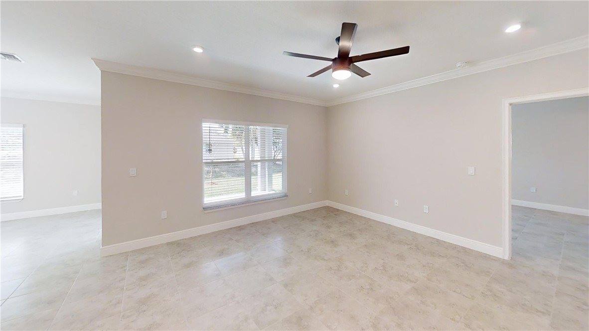 418 Easy Street, Sebastian, FL 32958