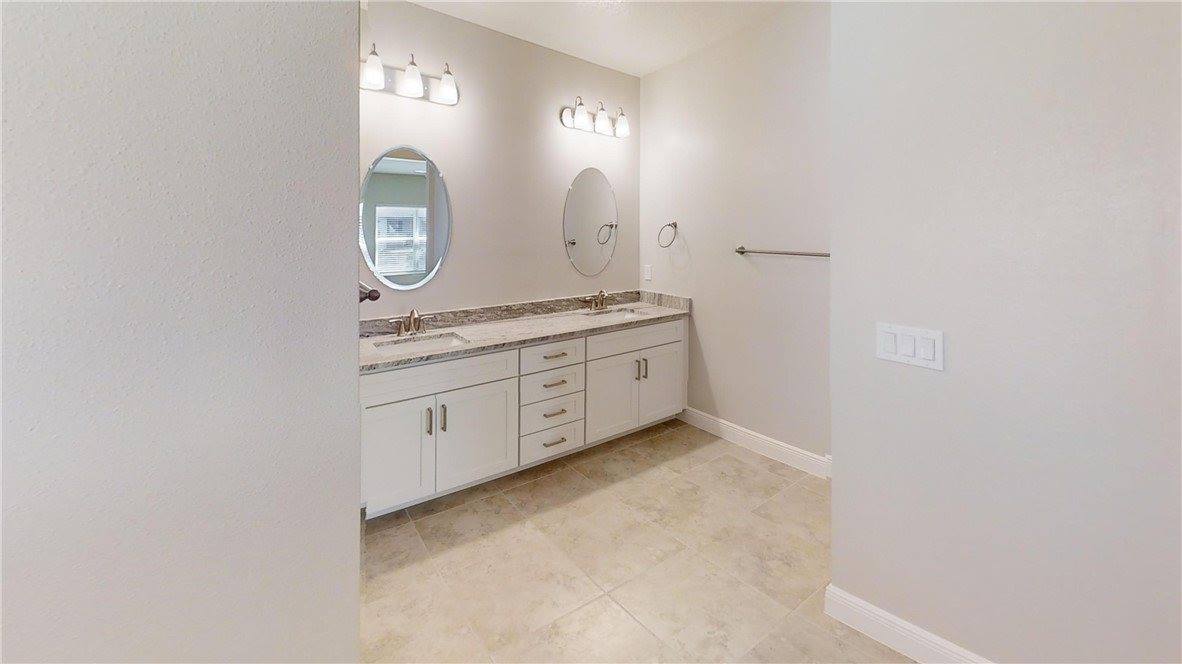 418 Easy Street, Sebastian, FL 32958