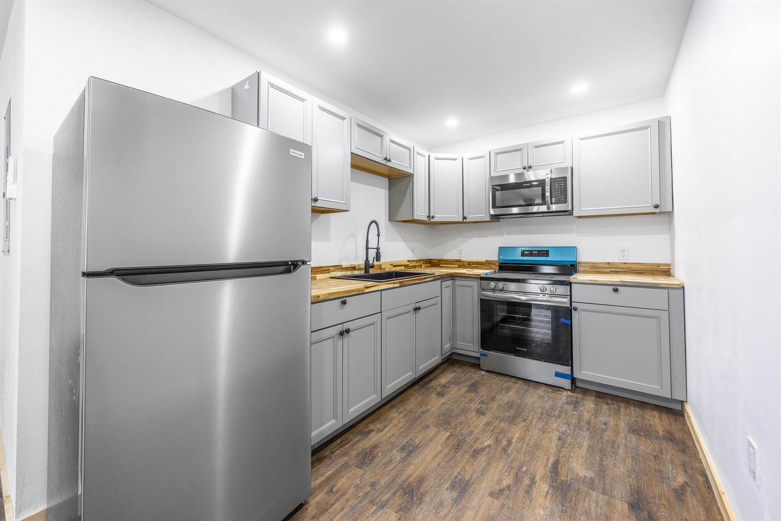 91 Walter Street, Bangor, ME 04401