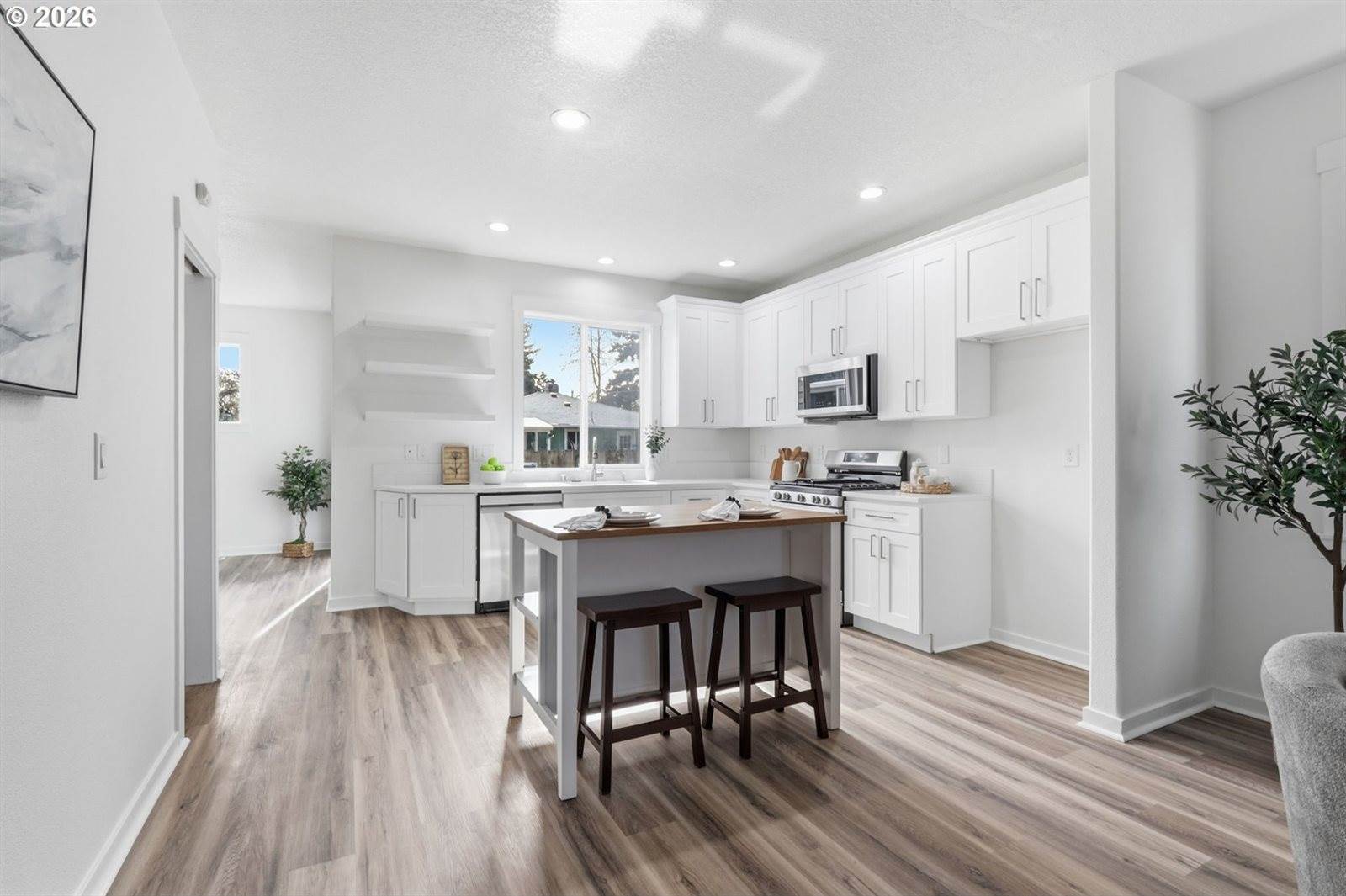 20612 SW Rockport Ln, Beaverton, OR 97006