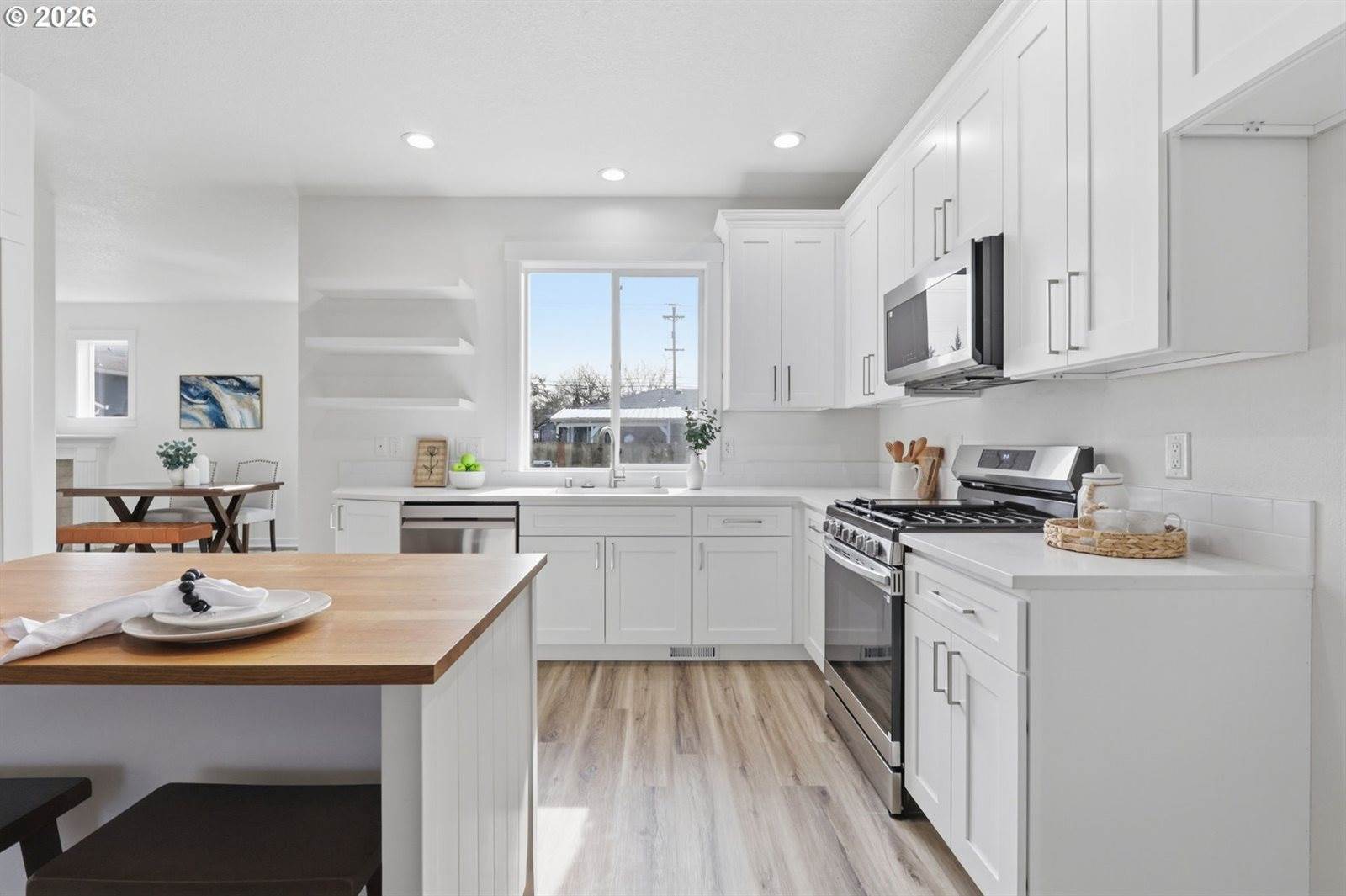 20612 SW Rockport Ln, Beaverton, OR 97006